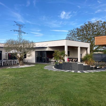 Adorable Studio D'Hote Zen Et Paisible Les Gonds Exterior photo