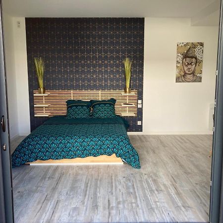 Adorable Studio D'Hote Zen Et Paisible Les Gonds Exterior photo