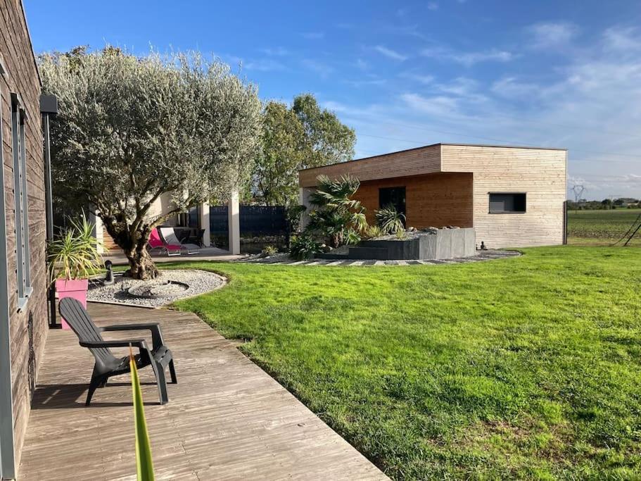 Adorable Studio D'Hote Zen Et Paisible Les Gonds Exterior photo